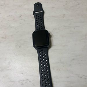 Apple Watch Series 4 44mm GPS+Cellular